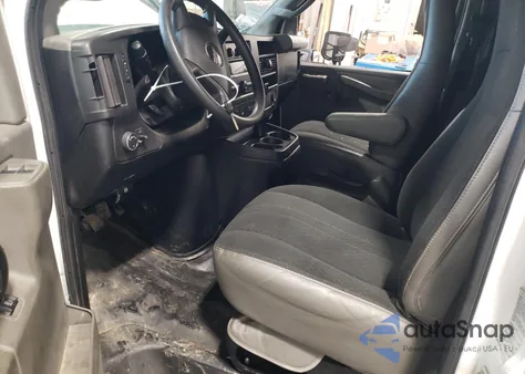 2020 GMC Savana G2500 z USA, uszkodzony, nr VIN 1GTW7AFG1L1220424